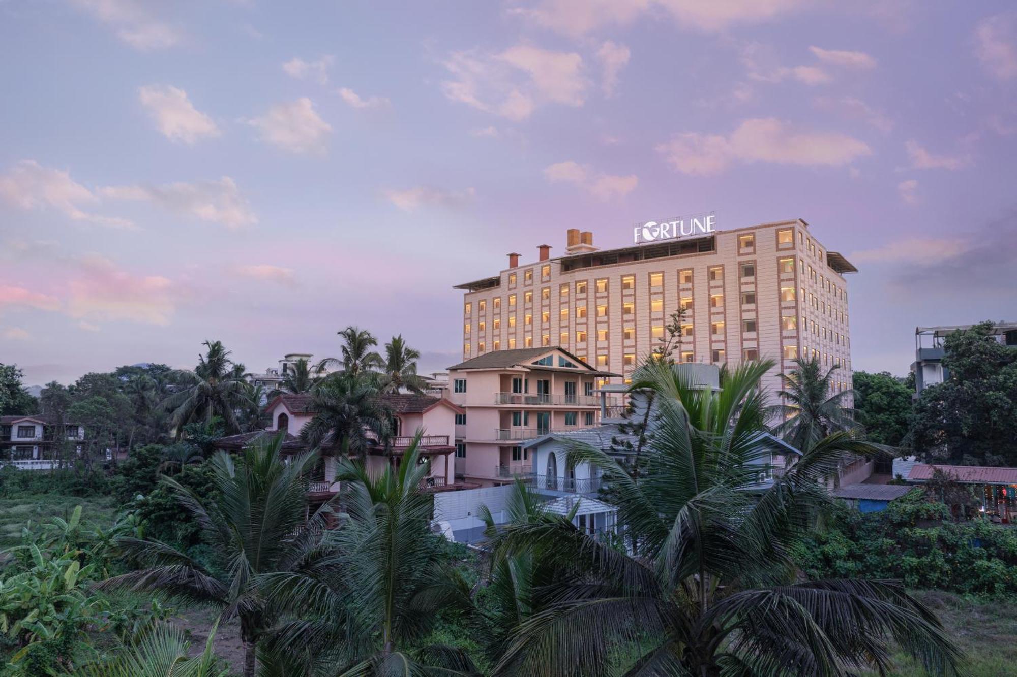 Fortune Select Candolim, Goa - Member Itc Hotels' Group Экстерьер фото